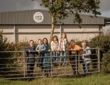 Llaeth y Llan family